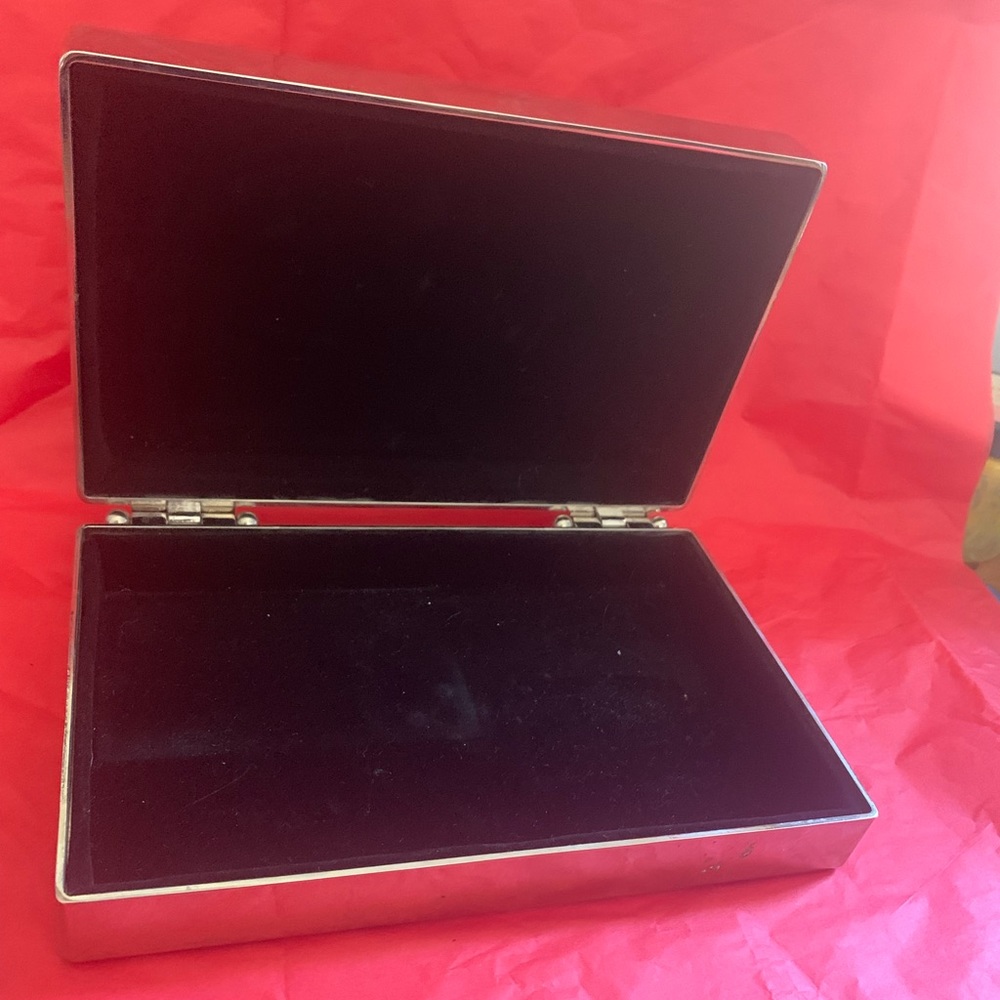 Vintage silver/mirrored accessory box
